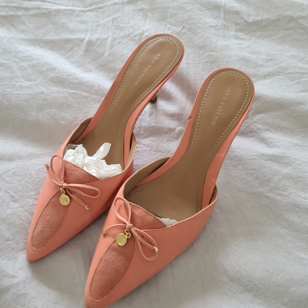 Ann Taylor Pink Kitten Heel Mules, 7.5